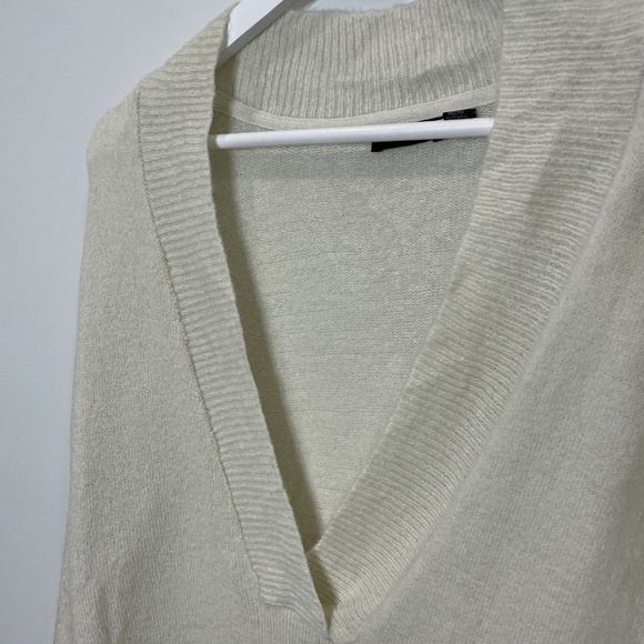 RDI Beige V-Neck Pullover Sweater - Picture 2 of 8